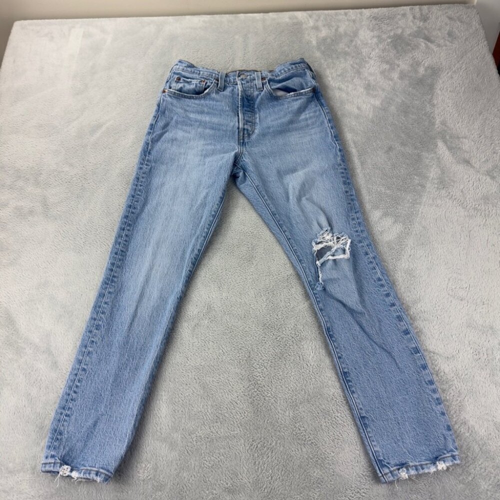 Levi's 501S Women's Size 26 x 28 Light Blue Denim Distressed Jeans